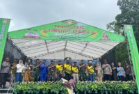 Dandim 1710/Mimika Letkol Inf M. Slamet Wijaya, S.Sos., M.Han., M.A., menghadiri kegiatan pembukaan lomba dayung dan pentas seni budaya