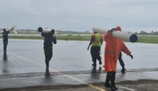 TNI bergerak cepat mendukung pemulihan jaringan listrik di Provinsi Aceh setelah banjir besar yang terjadi pada 26 November 2025