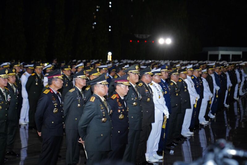 Panglima TNI Jenderal TNI Agus Subiyanto menghadiri Upacara Ziarah Nasional dalam rangka Peringatan Hari Pahlawan Tahun 2025