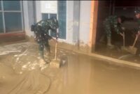 TNI mengerahkan sebanyak 30 personel TNI dari Batalyon Infanteri Teritorial Pembangunan (Yonif TP) 853/Bawar Reje Bur