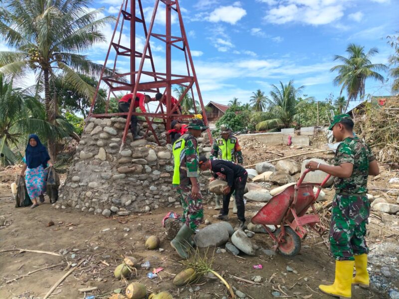 TNI bersama Kementerian Pertahanan RI terus mendukung percepatan pemulihan infrastruktur pascabencana banjir bandang dan tanah longsor