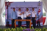 Kepala Bakamla RI Laksdya TNI Dr. Irvansyah, S.H., M.Tr.Opsla., memimpin langsung jalannya acara Peresmian dan Pengukuhan Pengawak High Speed Craft
