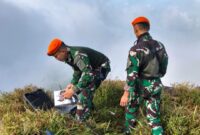 Tentara Nasional Indonesia (TNI) melalui Tim Search and Rescue (SAR) TNI Angkatan Udara berhasil menemukan lokasi jatuhnya pesawat