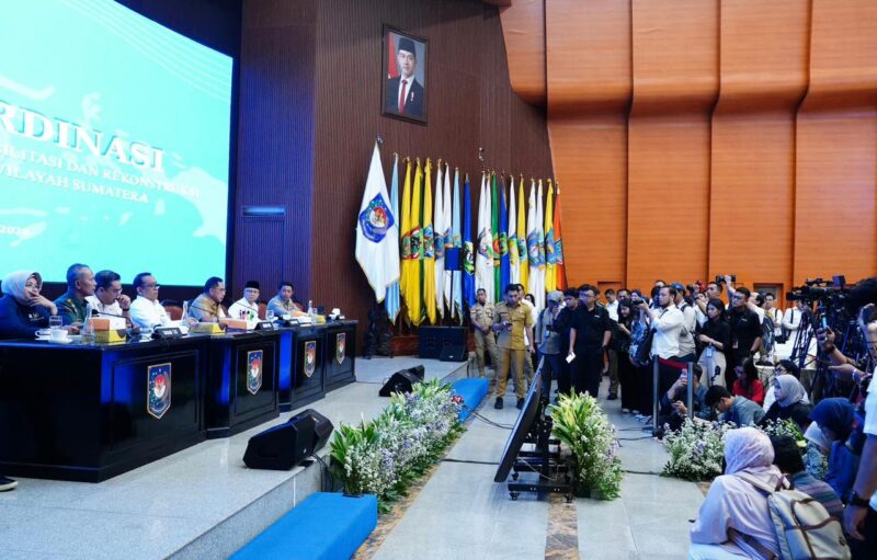 Kepala Staf Umum TNI Letjen TNI Richard Tampubolon selaku Wakil Ketua I Satuan Tugas (Satgas) menghadiri Rapat Koordinasi