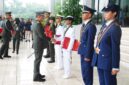 Panglima Tentara Nasional Indonesia (TNI) Jenderal TNI Agus Subiyanto melantik dan mengambil sumpah 260 Perwira Prajurit Karier