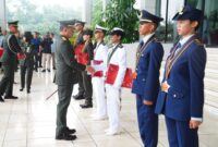 Panglima Tentara Nasional Indonesia (TNI) Jenderal TNI Agus Subiyanto melantik dan mengambil sumpah 260 Perwira Prajurit Karier