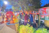 Prajurit Tentara Nasional Indonesia dari Detasemen Peralatan Daerah Militer (Paldam) Kodam XX/Tuanku Imam Bonjol mengerahkan dua unit kendaraan