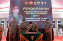 Wakil Panglima TNI Jenderal TNI Tandyo Budi R mendampingi Menteri Pertahanan Republik Indonesia Sjafrie Sjamsoeddin