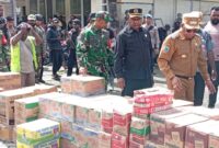 Pemerintah Kabupaten Puncak, dipimpin Bupati Elvis Tabuni, bersama rombongan mendatangi Kabupaten Puncak Jaya