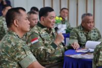 Wakil Panglima TNI Jenderal TNI Tandyo Budi R beserta Wakasad Letjen TNI Muhammad Saleh Mustafa mendampingi Menteri Pertahanan