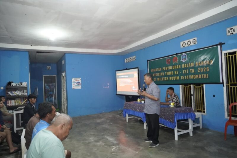 Satgas TMMD ke-127 Kodim 1514/Morotai menggelar kegiatan penyuluhan kepada warga di Desa Daruba Pantai