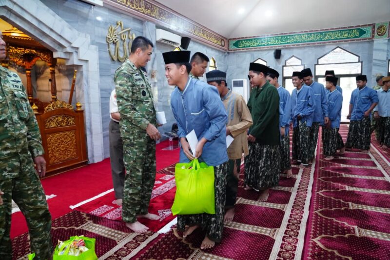 Panglima TNI Jenderal TNI Agus Subiyanto yang diwakili oleh Asisten Stategi (Asstra) Panglima TNI Marsda TNI Budhi Achmadi menggelar kegiatan doa bersama