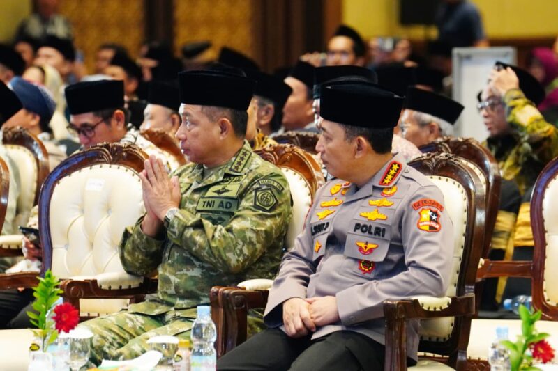 Panglima TNI Jenderal TNI Agus Subiyanto menghadiri acara Silaturahmi Nasional Organisasi Kemasyarakatan (Ormas) Islam dan Halal Bihalal Idul Fitri 1447 H