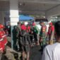 Palang Merah Indonesia (PMI) bekerja sama dengan Rumah Sakit Umum Daerah (RSUD) dan TNI bahu-membahu memberikan pelayanan kesehatan