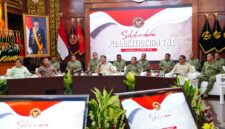 Silaturahmi Purnawirawan TNI yang dipimpin Menteri Pertahanan RI Sjafrie Sjamsoeddin, bertempat di Aula Bhinneka Tunggal Ika, Kementerian Pertahanan RI