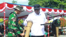 Komando Distrik Militer (Kodim) 1710/Mimika resmi memulai kegiatan TNI Manunggal Membangun Desa (TMMD) Reguler ke-128 Tahun 2026