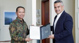 Kepala Staf Umum (Kasum) TNI Letnan Jenderal (Letjen) TNI Richard Tampubolon melaksanakan pertemuan dengan The Ambasador of New Zealand to Indonesia Y.M. Phillip Nathan Taula