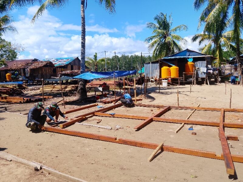 TNI Manunggal Membangun Desa (TMMD) Reguler ke-128 hari kedua, Kodim 1710/Mimika genjot progres sasaran fisik