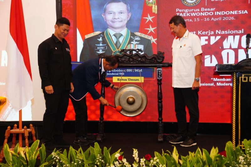 Ketua Umum Pengurus Besar Taekwondo Indonesia Letjen TNI Richard Tampubolon, S.H., M.M. secara resmi membuka Rapat Kerja Nasional (Rakernas) Taekwondo Indonesia Tahun 2026