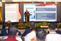 Ketua Umum Pengurus Besar Taekwondo Indonesia (Ketum PBTI) Letjen TNI Richard Tampubolon, S.H., M.M menutup Rapat Kerja Nasional Taekwondo Indonesia