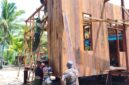 Satgas TMMD ke-128 Kodim 1710/Mimika terus menggenjot pembangunan rumah warga sasaran di Kampung Keakwa, Distrik Mimika Tengah