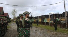 Wapangkoops TNI Habema, Brigjen TNI Riyanto, S.I.P., M.M., meninjau kesiapsiagaan prajurit di Pos Komando Taktis (Kotis) Dekai