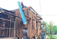 Pembangunan lima unit rumah dalam program TMMD ke-128 Kodim 1710/Mimika di Kampung Keakwa
