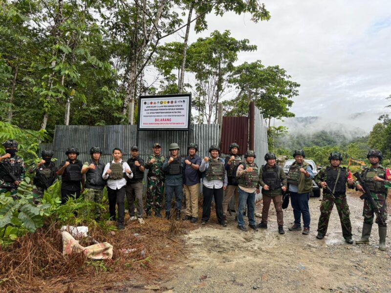 Satuan Tugas Penegakan Hukum (Satgas PKH) Korwil Nabire melaksanakan penertiban aktivitas Penambangan Emas Tanpa Izin (PETI)