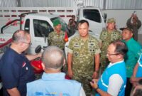 Wakil Panglima TNI Jenderal TNI Tandyo Budi R bersama Direktur Utama Agrinas Pangan Nusantara dan Forum Koordinasi Pimpinan Daerah (Forkopimda) setempat meninjau sejumlah Koperasi Desa/Kelurahan Merah Putih