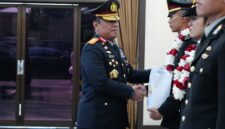 Sebanyak 282 Perwira Remaja (Paja) Akademi Kepolisian Angkatan ke-58 Batalyon Ksatrya Hawin Sarwahita Tahun 2026 mengikuti Tradisi Penyambutan Perwira Remaja