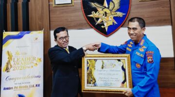 Direktur Polairud Polda Bali, Kombes Pol. Nurodin, S.I.K., M.H., meraih Influential Leader Awards 2026 kategori High Social Awareness & Integrity Leader
