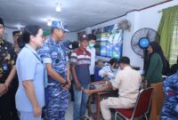 Pangkalan TNI AU (Lanud) Sultan Hasanuddin menggelar kegiatan bakti kesehatan berupa khitanan massal