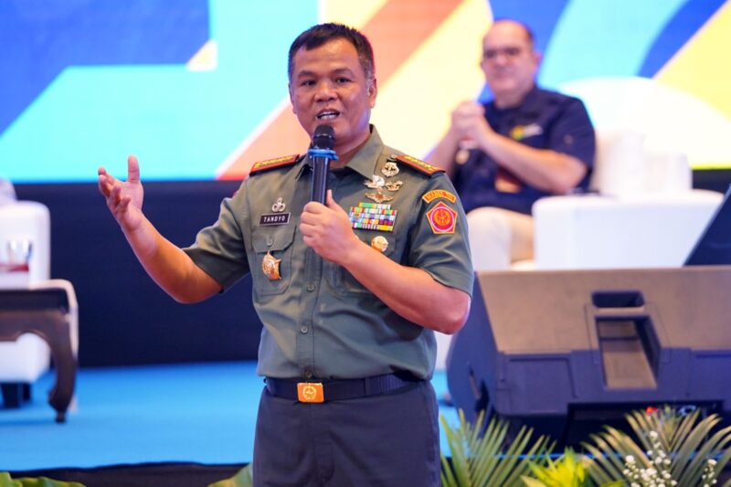 Wakil Panglima TNI Jenderal TNI Tandyo Budi R. menghadiri Seminar Nasional Koperasi Desa/Kelurahan Merah Putih (KDKMP)