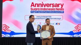 Dr. Ketut Abid Halimi, S.Pd.I., M.Pd., C.Ht., menerima penghargaan bergengsi dari Suara Indonesia Awards 2026