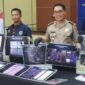 Direktorat Reserse Siber (Ditressiber) Polda Jawa Timur melalui Subdirektorat (Subdit) I Unit II berhasil mengungkap praktik jual beli kartu SIM yang diregistrasi menggunakan data kependudukan milik orang lain serta jasa promosi judi online