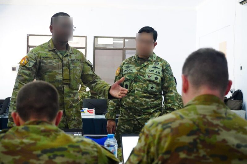 TNI bersama Angkatan Bersenjata Australia (Australian Defence Force/ADF) melaksanakan simulasi pertahanan siber dalam rangka Latihan Gabungan Bersama