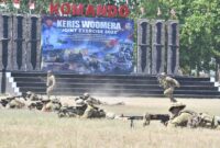 Prajurit TNI bersama Angkatan Bersenjata Australia (Australian Defence Force/ADF) melaksanakan latihan taktik patroli bergerak (move patrol) dan penghadangan (ambush)