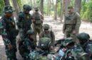 Prajurit Batalyon Zeni Tempur (Yonzipur) 5/ABW Kodam V/Brawijaya bersama prajurit Angkatan Bersenjata Australia (Australian Defence Force/ADF) melaksanakan latihan penanganan bahan peledak