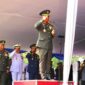 Panglima TNI Jenderal TNI Agus Subiyanto selaku Inspektur Upacara memimpin jalannya upacara pemakaman jenazah almarhum Jenderal TNI (Purn) Subagyo Hadi Siswoyo