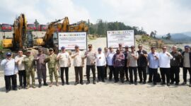 Panglima TNI Jenderal TNI Agus Subiyanto bersama Menteri Pertahanan RI Sjafrie Sjamsoeddin, Jaksa Agung Burhanuddin dan Kapolri Jenderal Polisi Suyudi Ario Seto melaksanakan kunjungan kerja