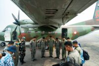 TNI bersama tim gabungan terus mengoptimalkan pelaksanaan Operasi Modifikasi Cuaca (OMC) guna mempercepat penanganan kebakaran hutan dan lahan