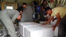 TNI bersama tim gabungan terus mengintensifkan pengiriman logistik dari Posko Operasi Modifikasi Cuaca