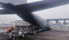 TNI bersama BMKG dan tim gabungan melaksanakan Operasi Modifikasi Cuaca (OMC) dengan mengerahkan Alutsista udara
